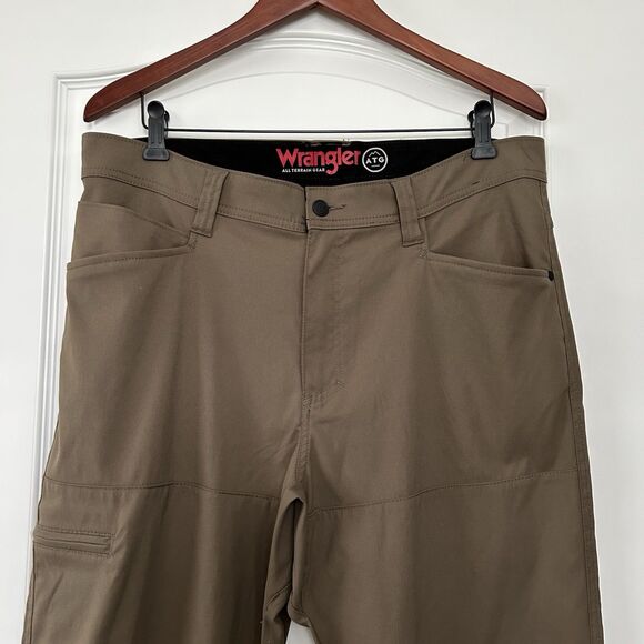 Wrangler ATG All Terrain Gear Mens Pants Actual Size 36x28 Tan Cliffside Utility - Picture 1 of 10